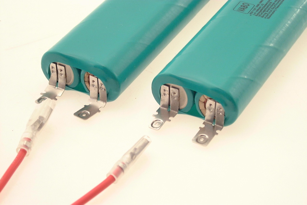 Vabo Nimh 2 sets 2x4/3A 4300 HT-SBS+6.3M -4.8M 2x2.4V 70x36