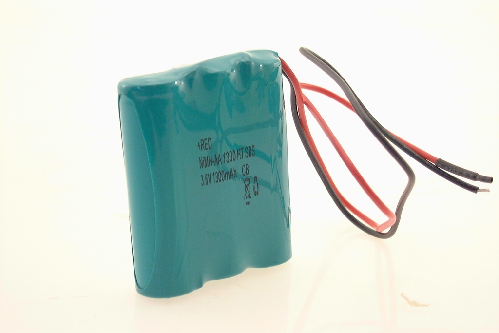 Nimh 3 x AA 1300 HT ZAZ  3.6V KABELS