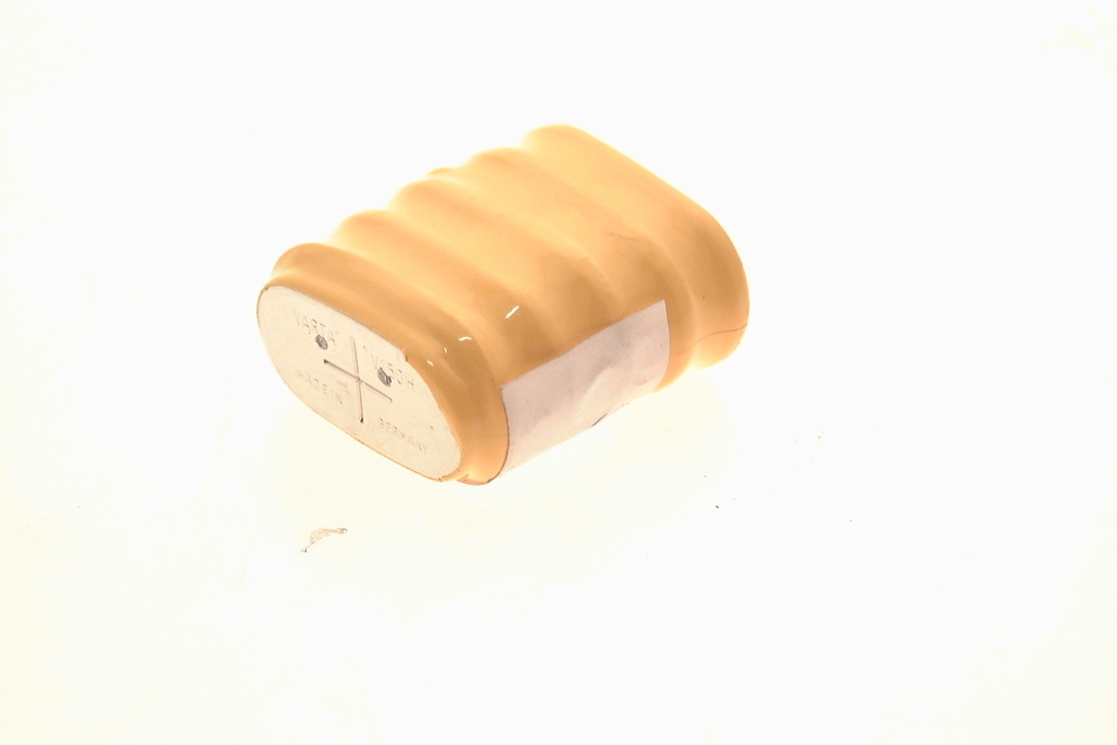 Varta 5/V150H - 55615.605 .....Nimh 6V SLD.LIP OP AANVRAAG